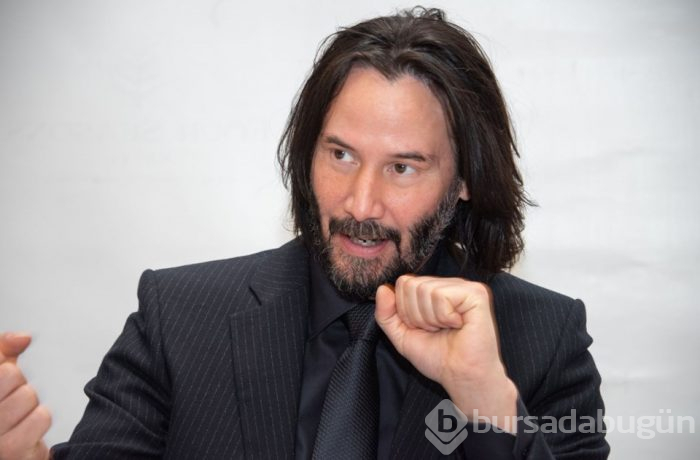 Keanu Reeves: Neo'ya uygun şekilde yaşamaya çalışıyorum