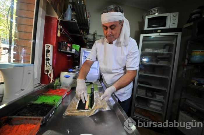 Suşi ile Adana kebabını aynı dükkanda birleştirdi