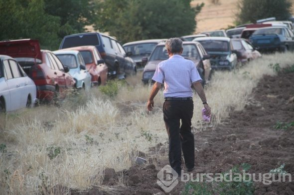 Bir evde 50 araç, gören şaşırıyor