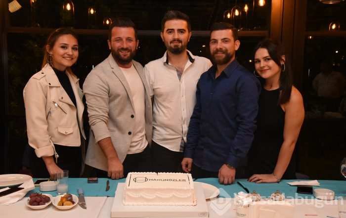 Bursa'da Merve Özbey'li kutlama