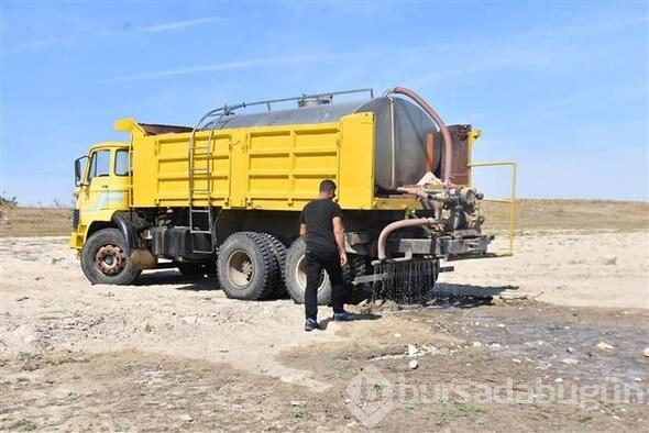 Oruçlu Göleti'ne tankerle su taşınıyor