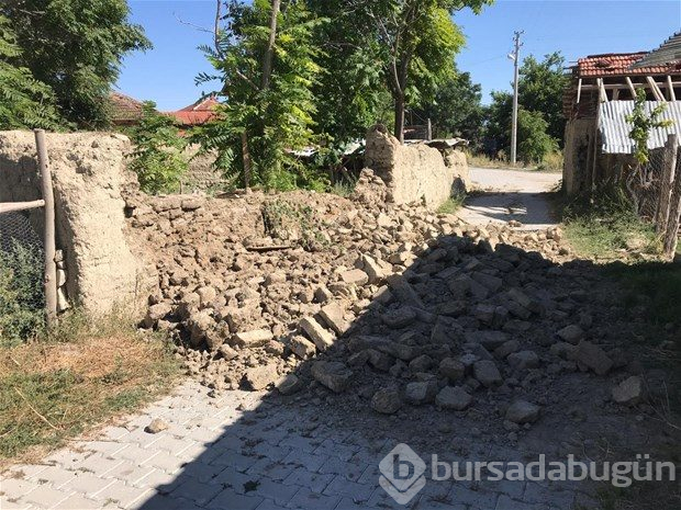 Denizli'deki depremden ilk görüntüler