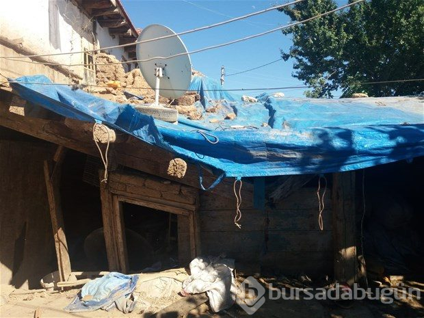 Denizli'deki depremden ilk görüntüler