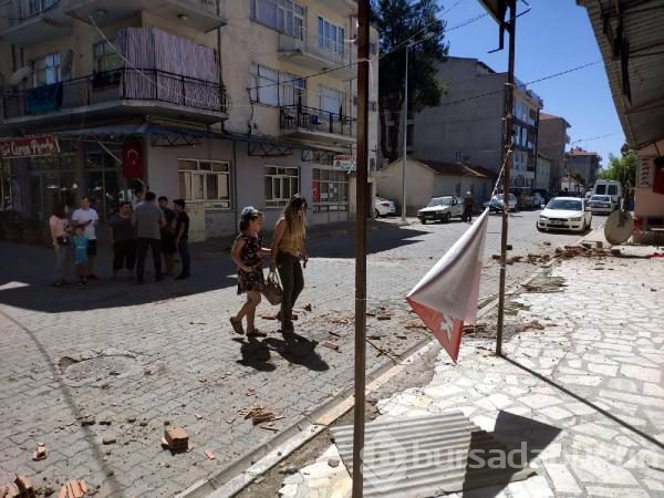 Denizli'deki depremden ilk görüntüler
