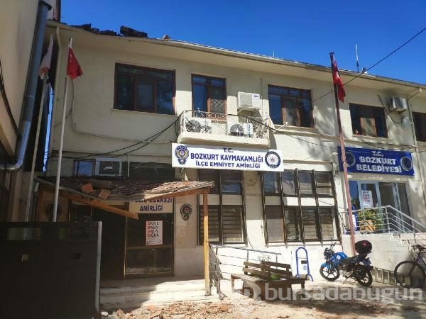 Denizli'deki depremden ilk görüntüler