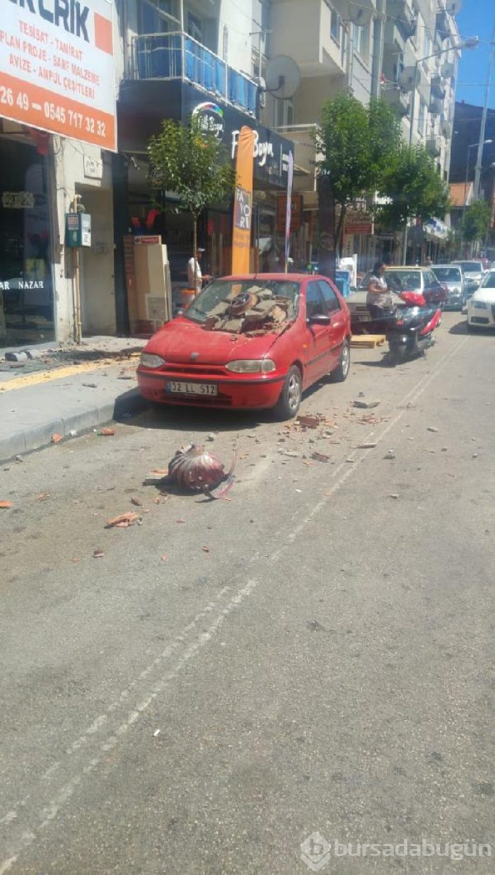 Denizli'deki depremden ilk görüntüler
