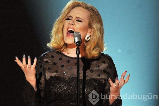 Adele boşanıyor!
