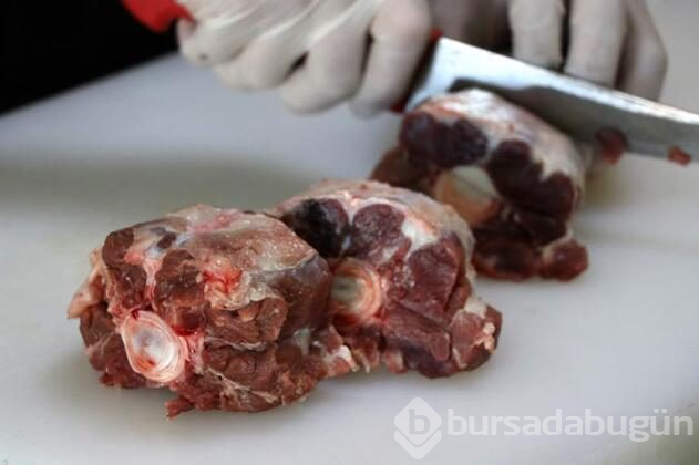 15 saatte pişen "pöç" sofraları süslüyor
