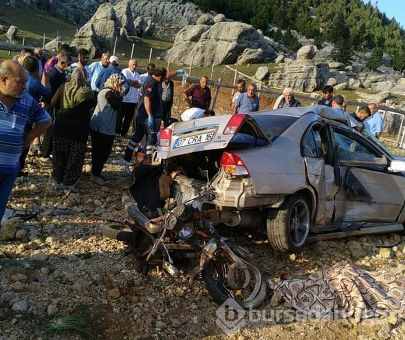 Kozan'da feci kaza!