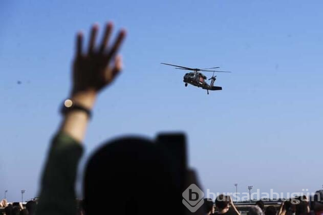 S-70 Black Hawk helikopterlerinden gösteri