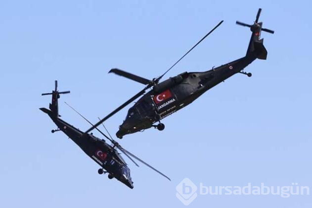 S-70 Black Hawk helikopterlerinden gösteri