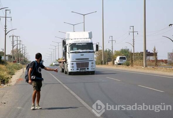 Sadece 2 bin dolarla 9 ayda 27 ülke gezdi!