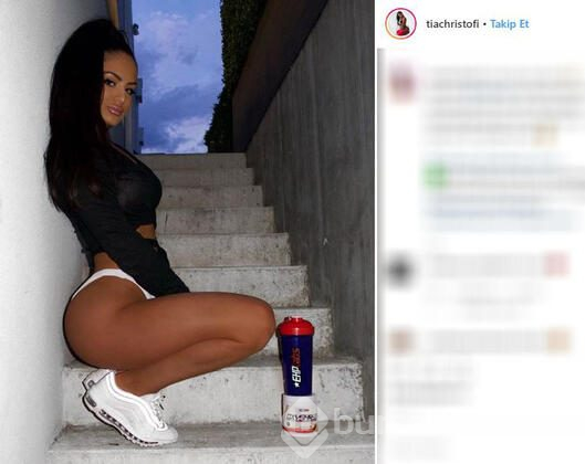 Sosyal medyada fotoğraf paylaşarak paraya para demiyor