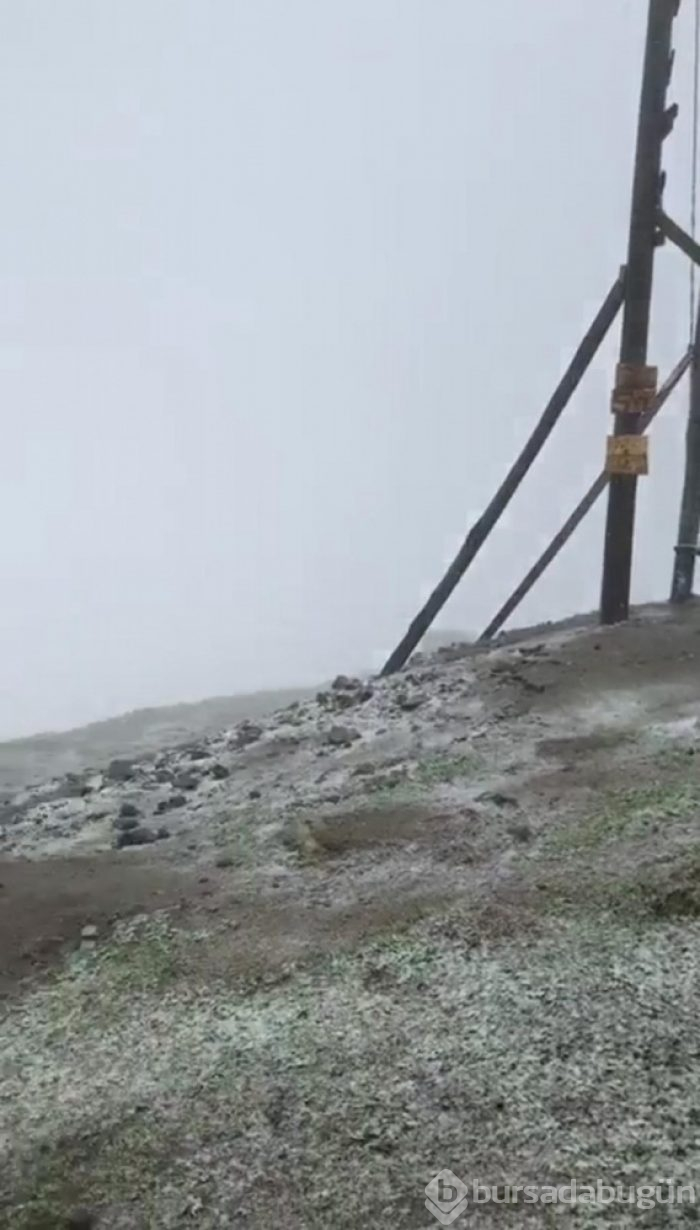 Sabah saatlerinden itibaren kar yağışı başladı! Her yer beyaza büründü
