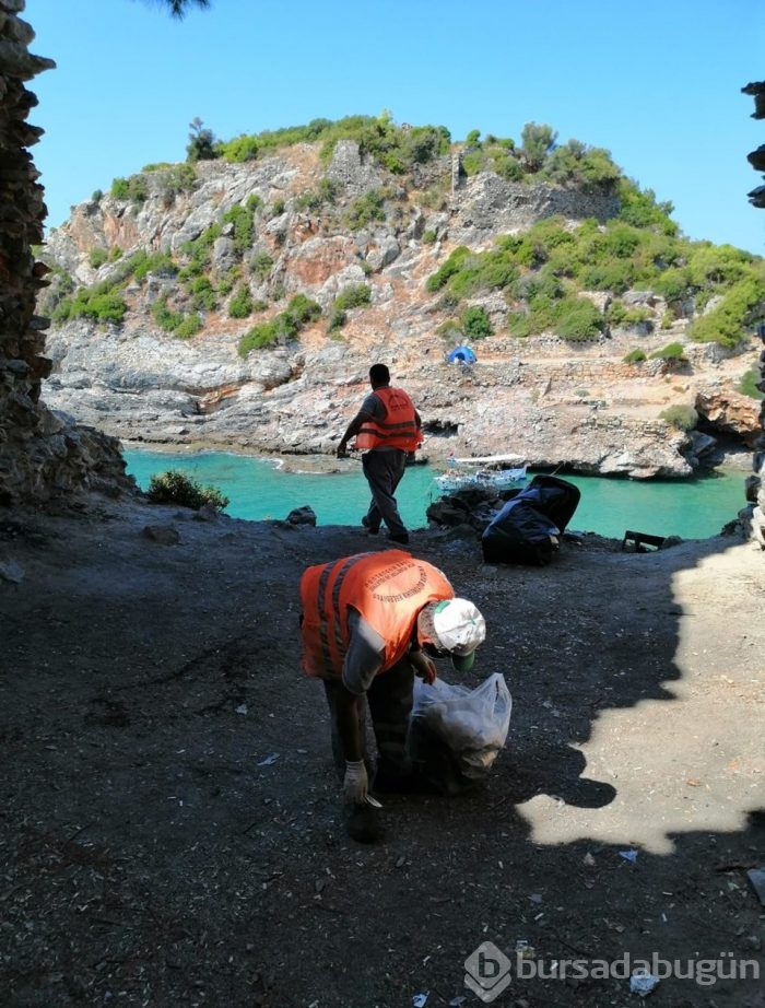 Alanya Aytap Antik Kent'inden 3 kamyon çöp çıktı