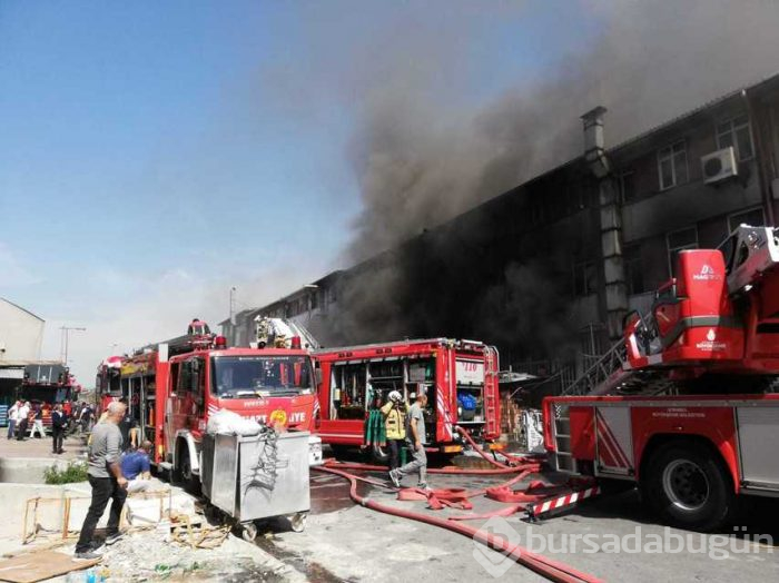 Başakşehir İkitelli Organize Sanayi Bölgesi'nde yangın