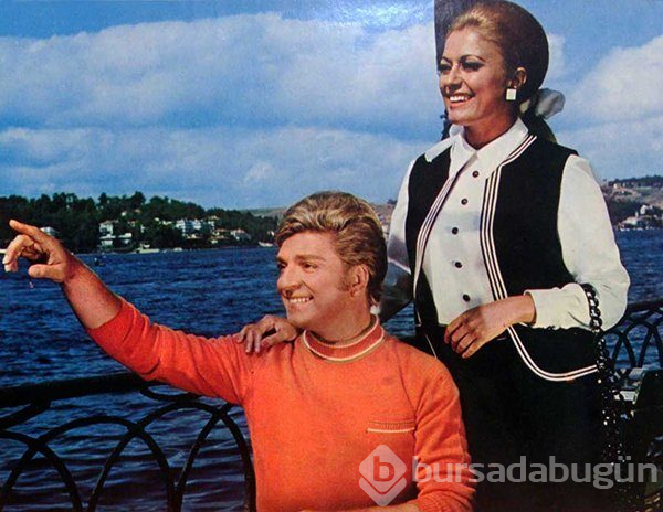Zeki Müren kimdir?