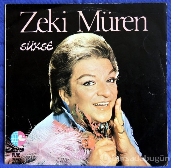 Zeki Müren kimdir?