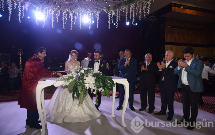 Bursa'da 'Soylu' düğün