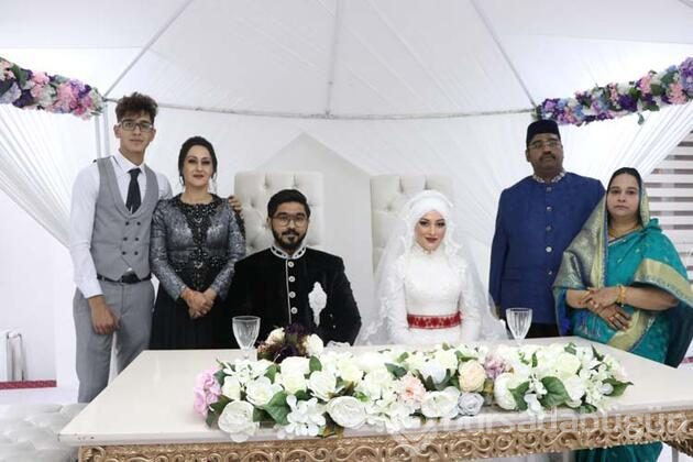 Hindistanlı damat Kayserili aşkı ile evlendi