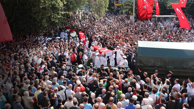 Kocaeli şehidini son yolculuğuna uğurladı