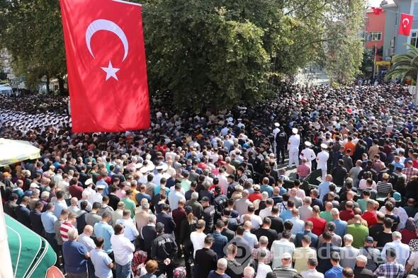 Kocaeli şehidini son yolculuğuna uğurladı