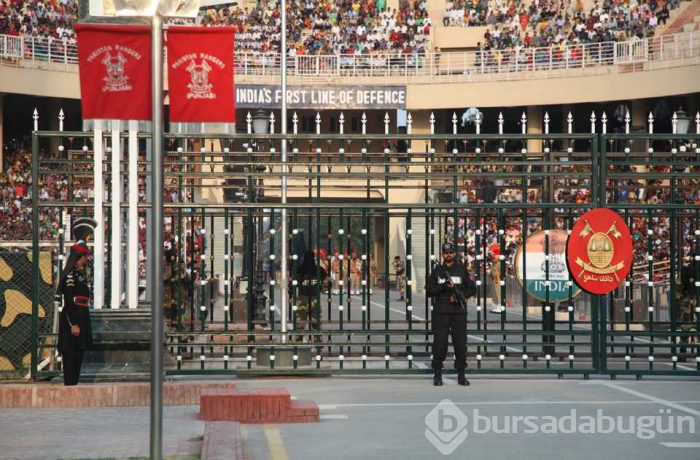 'İki nükleer güç el sıkıştı'