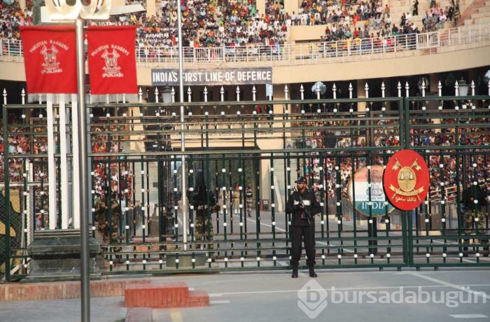 'İki nükleer güç el sıkıştı'