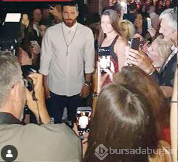 Can Yaman, ünlü tenisçi ile tanıştı