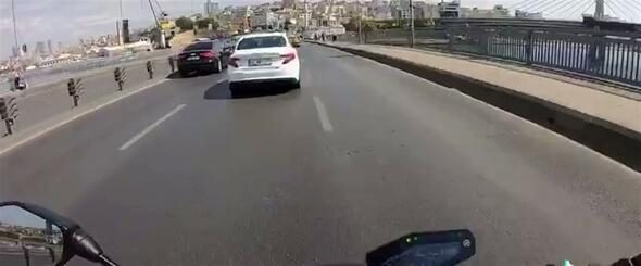 Trafikte şoke eden görüntüler