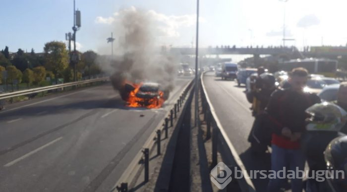 Haliç Köprüsü girişinde yangın çıktı trafik kilit!