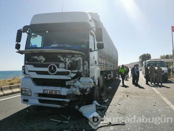 Korkunç kaza! 1'i bebek 3 kişi öldü