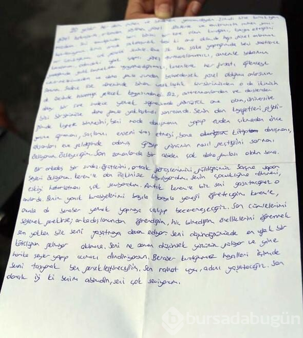 Halit Ayar için üniversitenin kampüsünde bir araya gelerek ağaç diktiler