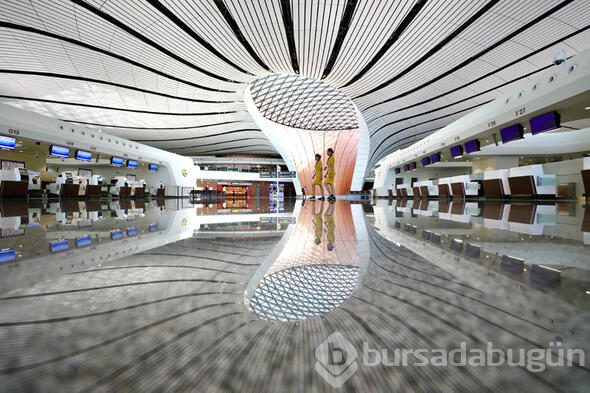 Çin'in yeni havalimanı Daxing Havalimanı açıldı