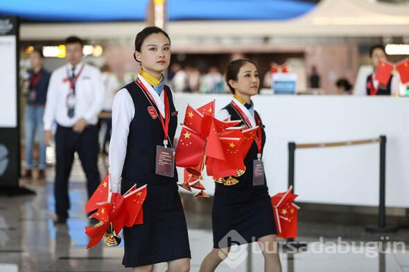 Çin'in yeni havalimanı Daxing Havalimanı açıldı