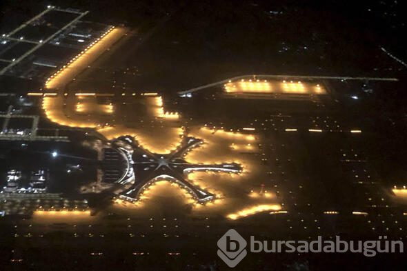 Çin'in yeni havalimanı Daxing Havalimanı açıldı