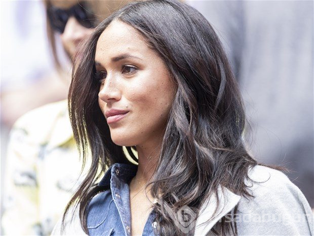 Meghan Markle: "Rahat bırakın kadını, bebeğini emziriyor"