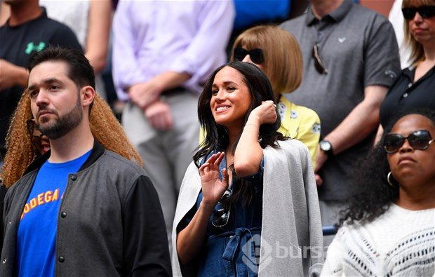 Meghan Markle: "Rahat bırakın kadını, bebeğini emziriyor"