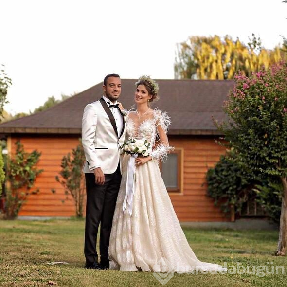 Model Gizem Kayalı ile Murat Binici dünya evine girdi 
