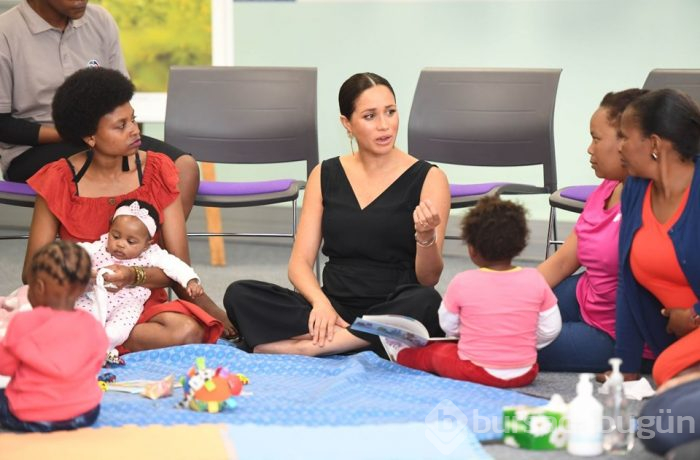 Meghan Markle oğlunun küçük kıyafetlerini bağışladı