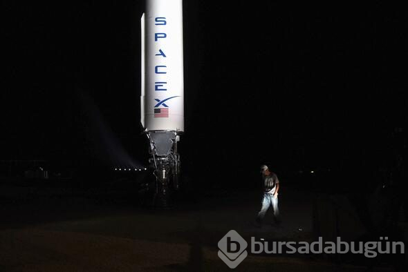 Elon Musk "Starship"i tanıttı