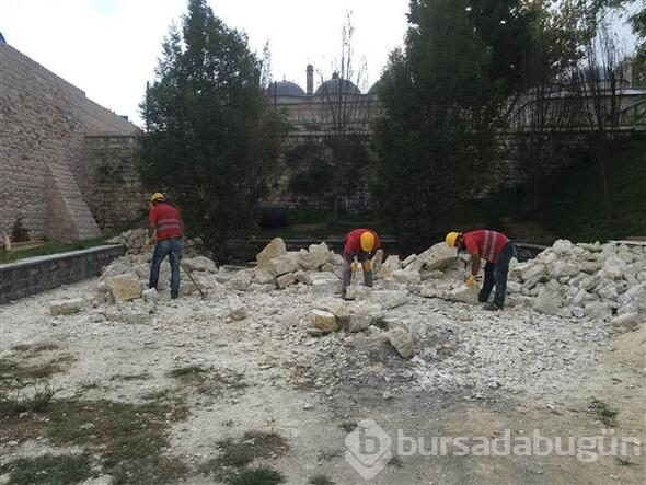 Bozdoğan Kemeri'nin restoresi sırasında tarihi buluntulara ulaşıldı