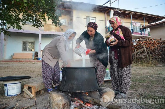 İmece usulü dut pestili 