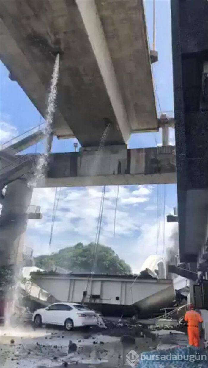 Asya kıtasındaki tek kemerli ilk köprü çöktü