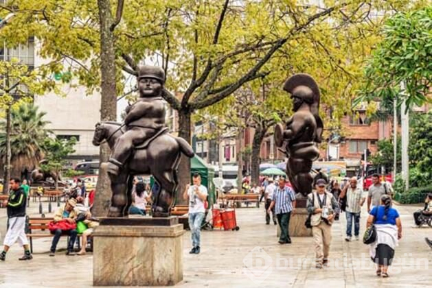 Medellin, son yılların ünlü dizisi Narcos ile gündemde