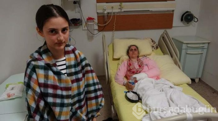 Anne ve kızını arabayla ezdi!