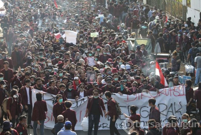 Endonezya'da protestolar devam ediyor