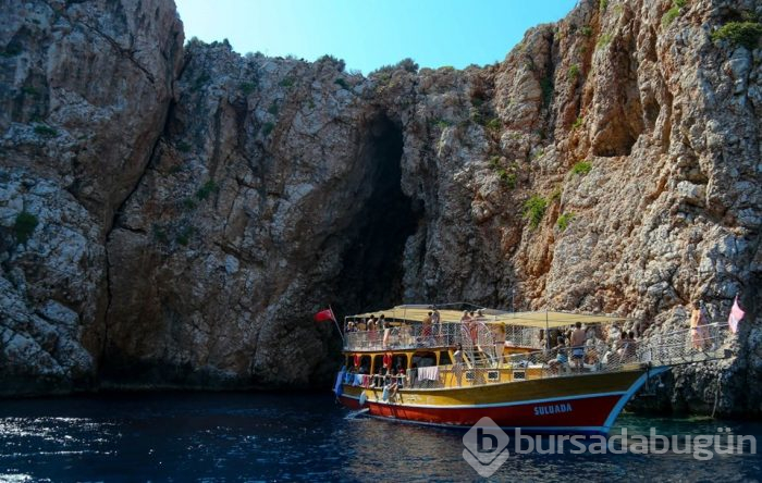 Suluada, yerli ve yabancı tatilcilerden yoğun ilgi görüyor