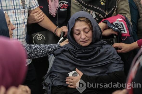 En acı tesadüf durağa çarpması sonucu hayatını kaybetti!