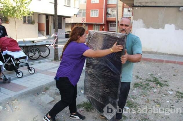 Bağcılar'da 5 katlı bina tahliye edildi!